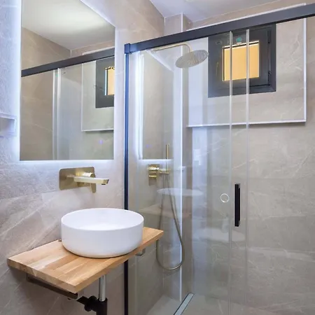 Spacious With Great Views!