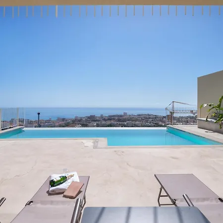 Villa Spacious With Great Views! *